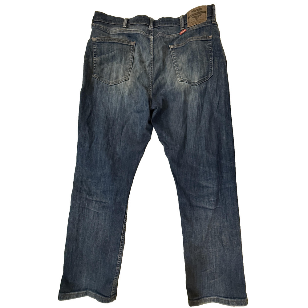 Wrangler Jeans Mens 36x30‎ Relaxed Fit Bootcut Denim Distressed Faded Western - Picture 7 of 9